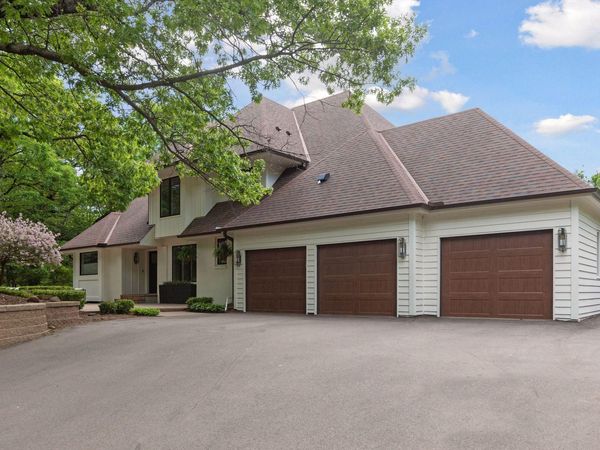6 Spring Farm Lane , North Oaks, MN 55127