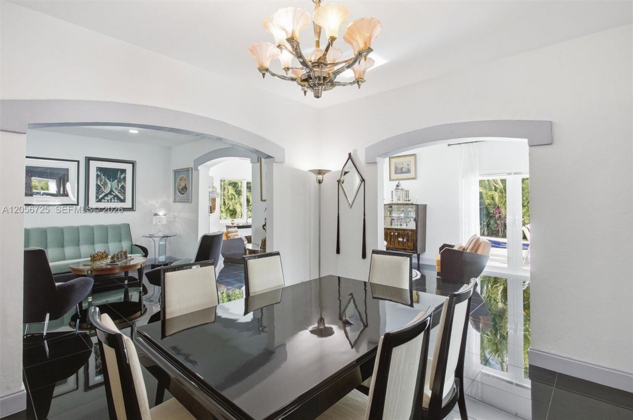 440 Tivoli Ave, Coral Gables, FL 33143 Photo