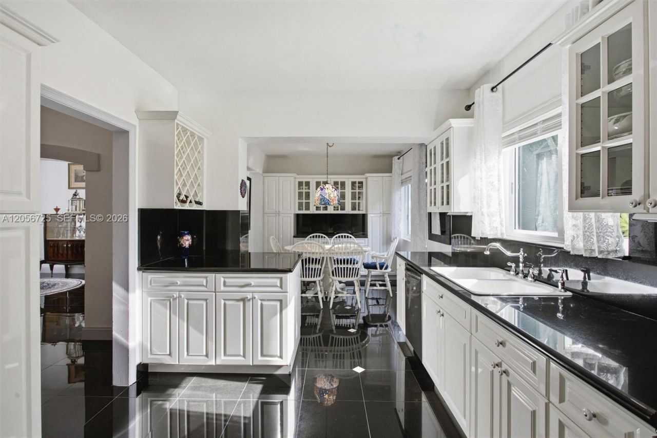 440 Tivoli Ave, Coral Gables, FL 33143 Photo