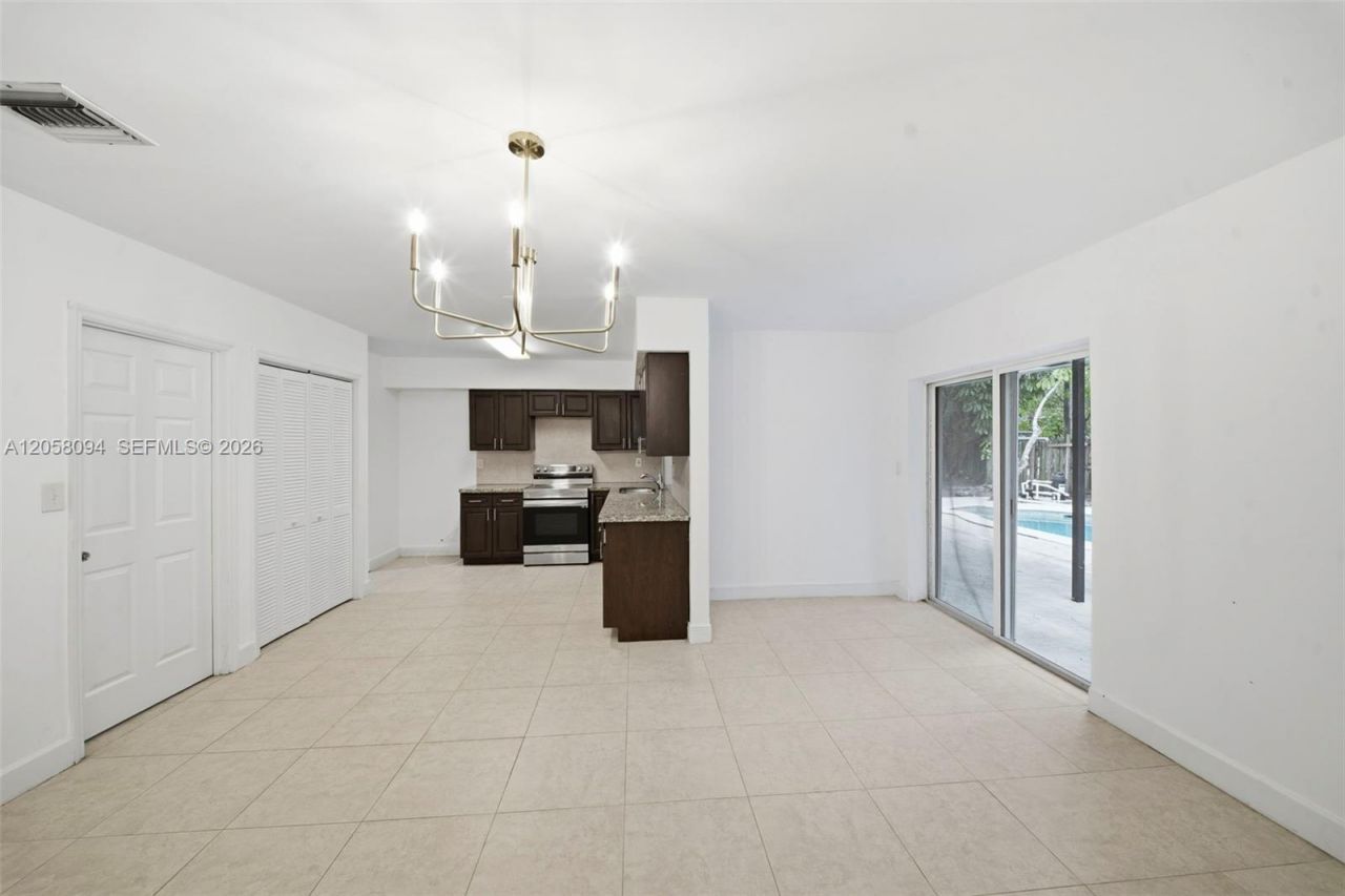 20 NE 210th St, Miami Gardens, FL 33179 Photo