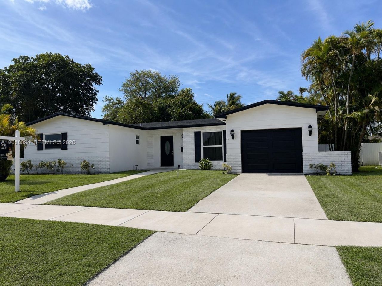 20 NE 210th St, Miami Gardens, FL 33179 Photo