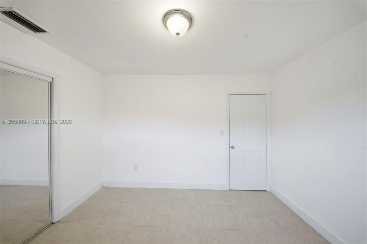 20 NE 210th St, Miami Gardens, FL 33179 Photo