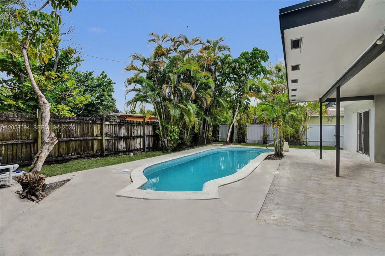 20 NE 210th St, Miami Gardens, FL 33179 Photo
