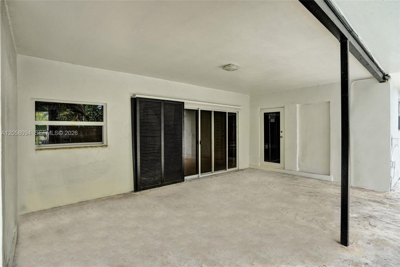 20 NE 210th St, Miami Gardens, FL 33179 Photo