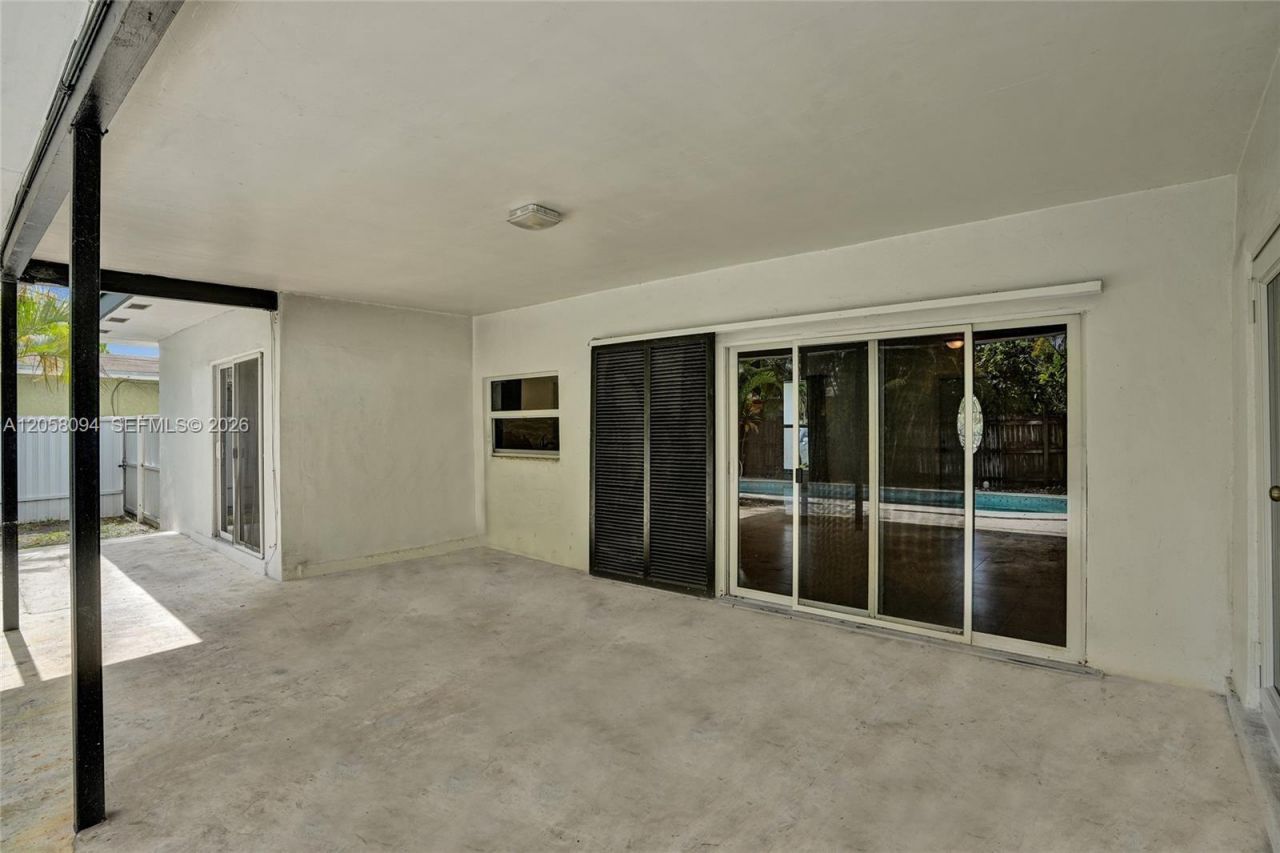 20 NE 210th St, Miami Gardens, FL 33179 Photo