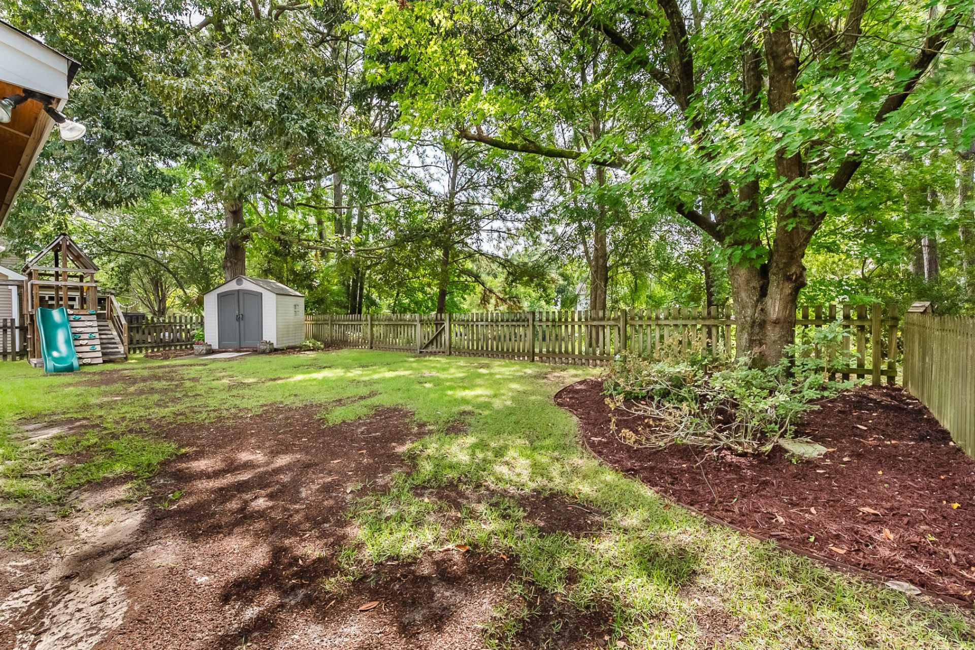 1863 Falling Creek Circle Photo 37