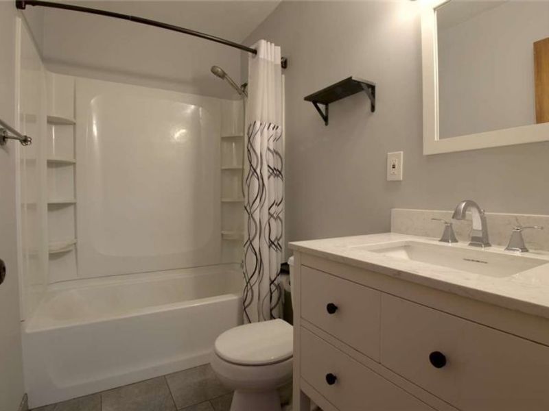 15731 Mina Avenue, Cleveland, OH 44135 Photo 11