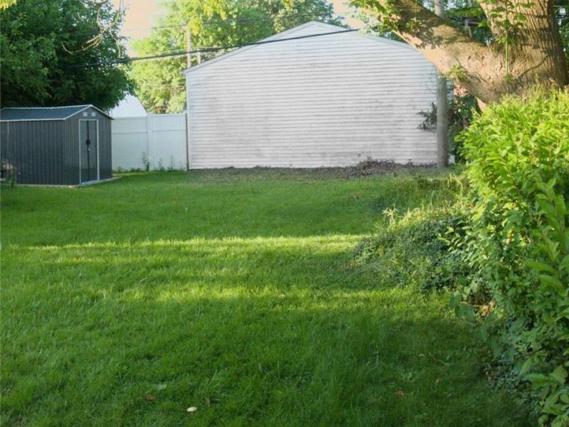 15731 Mina Avenue, Cleveland, OH 44135 Photo 12