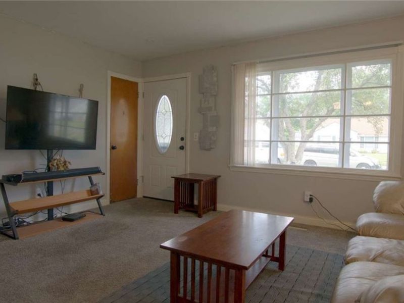 15731 Mina Avenue, Cleveland, OH 44135 Photo 3