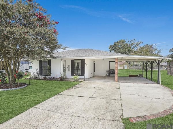8834 Asphodel St, Denham Springs, LA 70726