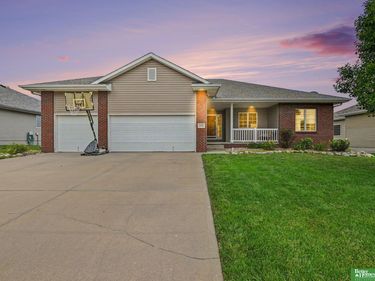 20203 Crystal Avenue, Gretna, NE 68028