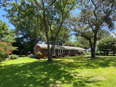 2012 Yelton Drive, Camden, SC 29020