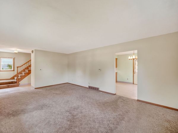 4308 69th Street, Urbandale, IA 50322