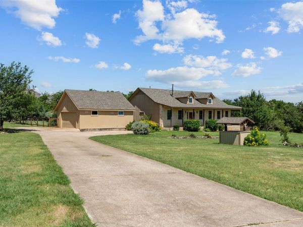 221 Chaparral RD , Georgetown, TX 78628