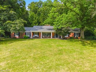 3189 Dunbarton Avenue NW Canton, OH 44708