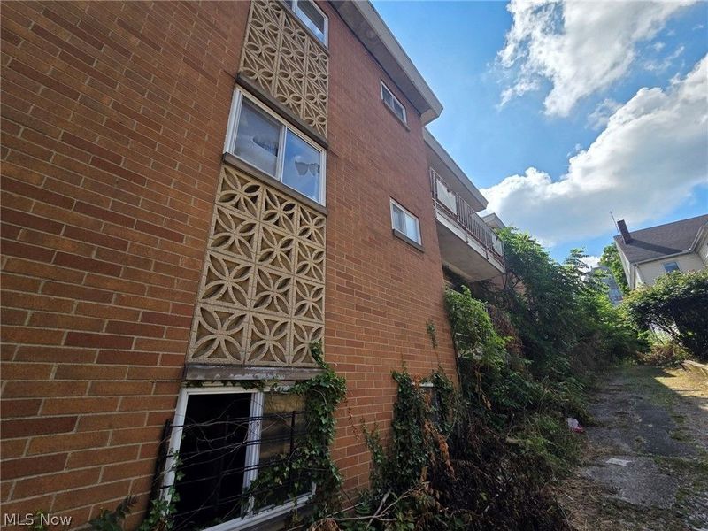 16004 Euclid Avenue, Cleveland, OH 44112 Photo 12