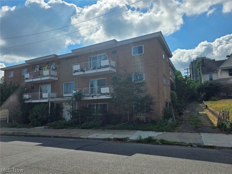16004 Euclid Avenue, Cleveland, OH 44112 Photo 3