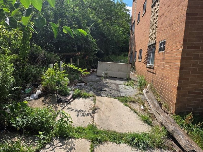 16004 Euclid Avenue, Cleveland, OH 44112 Photo 4