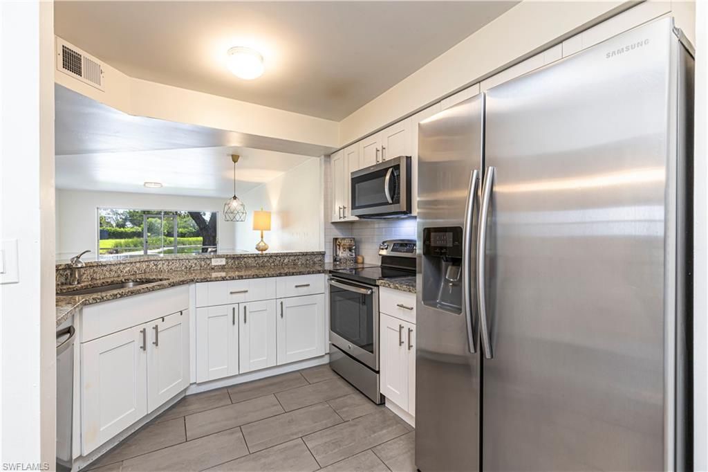 9600 Victoria Ln, Unit 108, Naples, FL 34109 Photo
