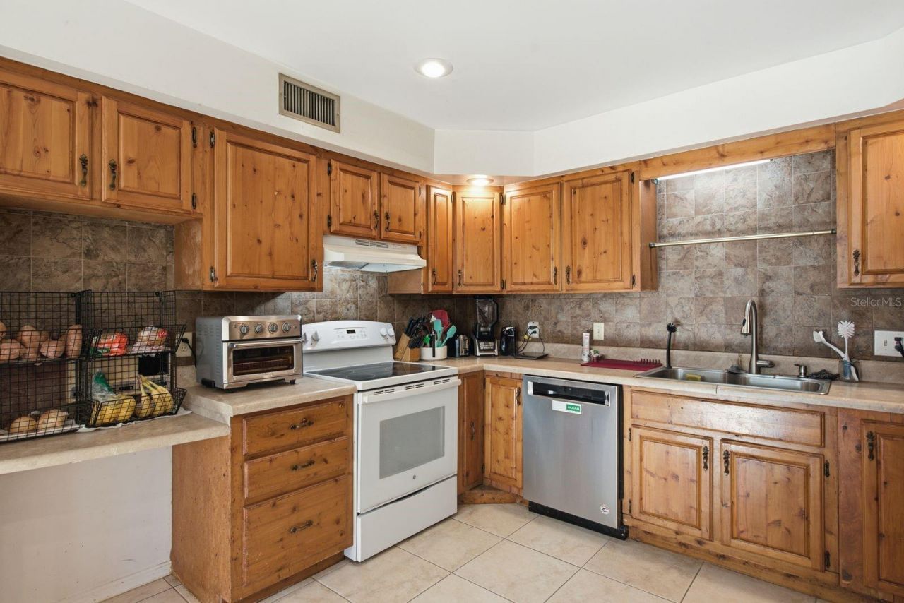 6451 76th Terrace N, Pinellas Park, FL 33781 Photo