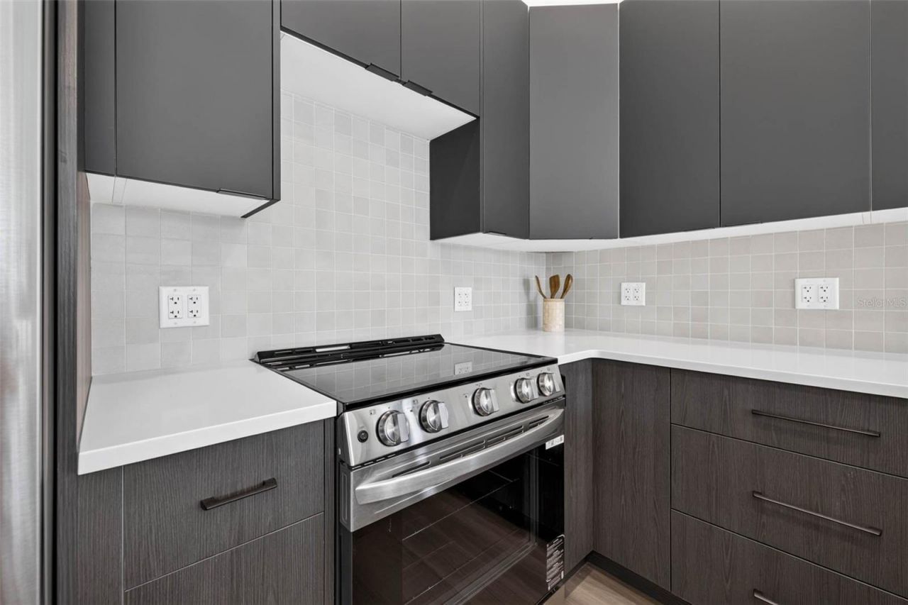 108 36th Street N, Saint Petersburg, FL 33713 Photo