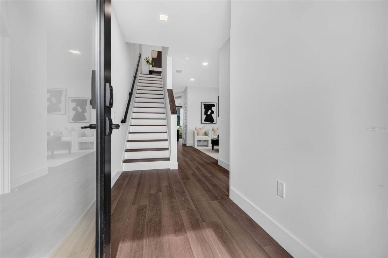 108 36th Street N, Saint Petersburg, FL 33713 Photo
