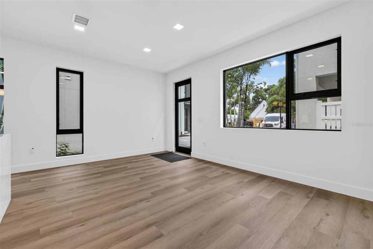 3603 1st Avenue N, Saint Petersburg, FL 33713 Photo