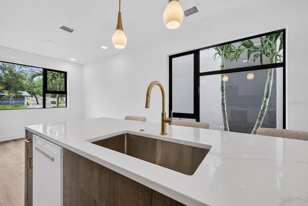 3603 1st Avenue N, Saint Petersburg, FL 33713 Photo