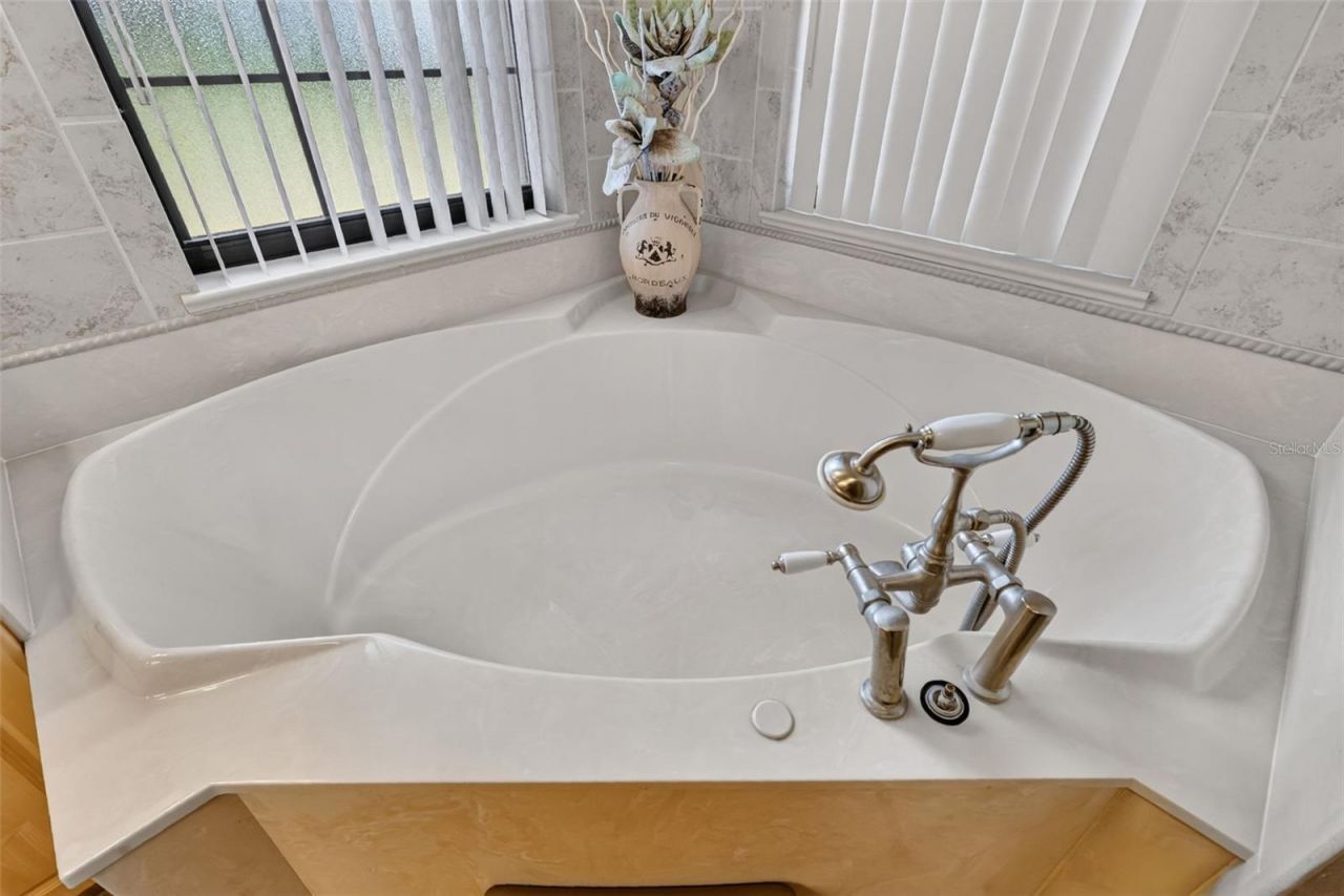 8650 SW 27th Avenue, Ocala, FL 34476 Photo