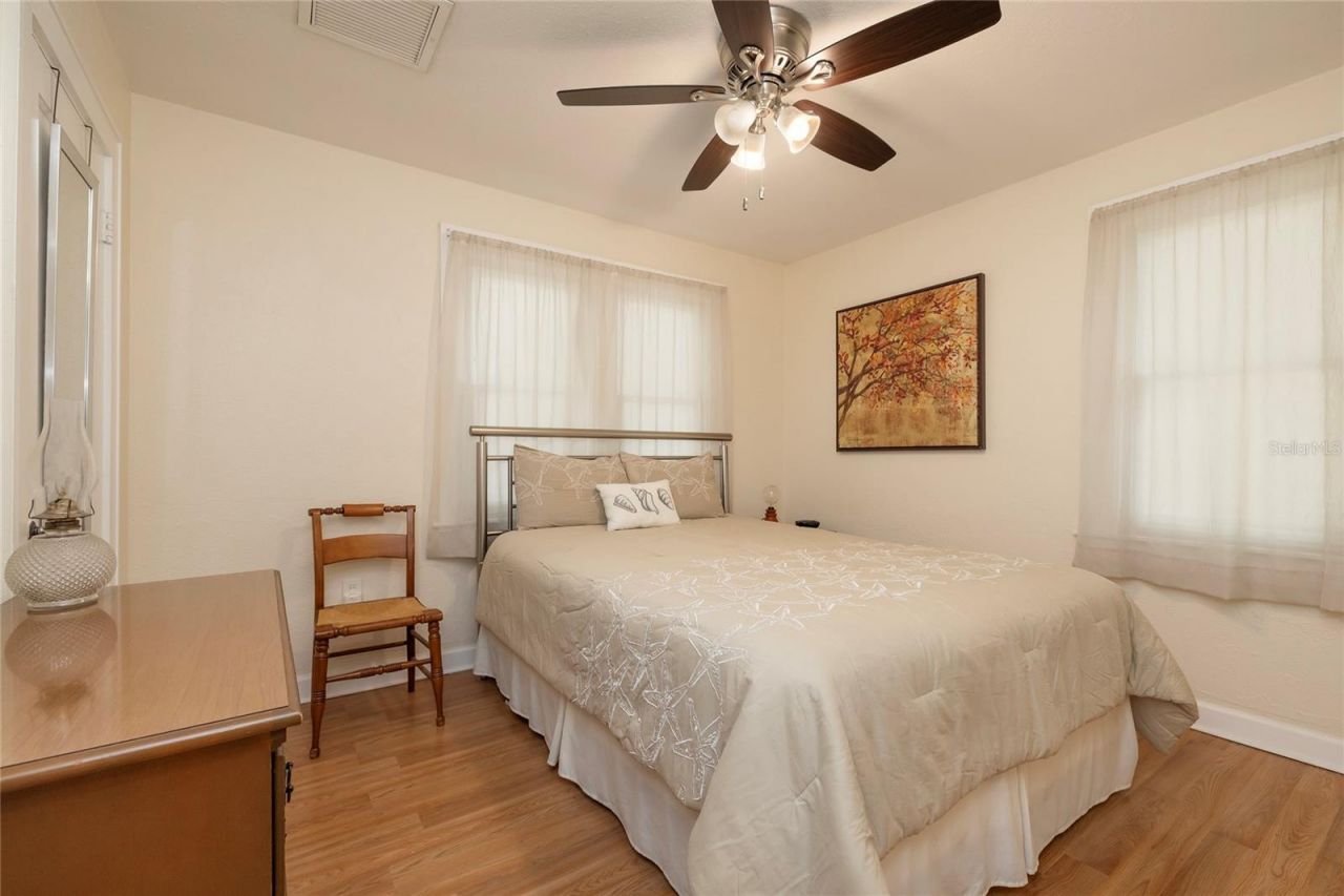 2869 30th Avenue N, Saint Petersburg, FL 33713 Photo