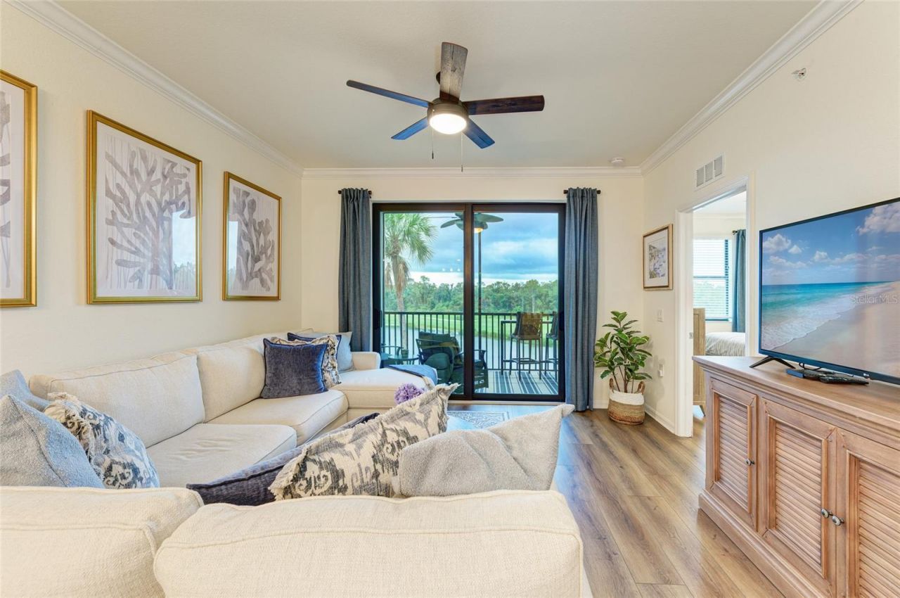 17520 Gawthrop Drive, Unit 304, Bradenton, FL 34211 Photo