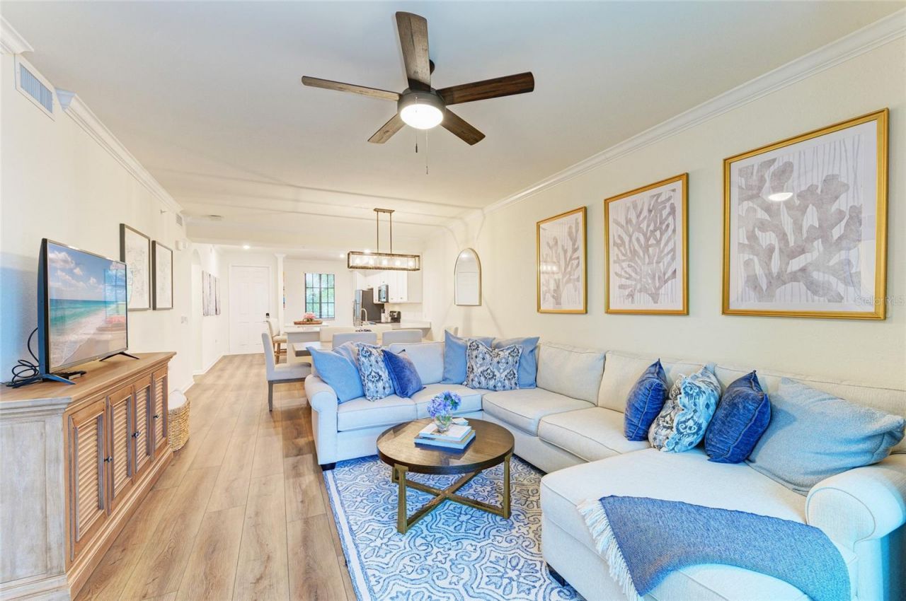 17520 Gawthrop Drive, Unit 304, Bradenton, FL 34211 Photo