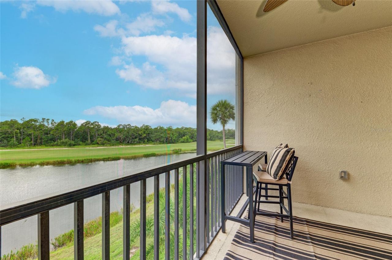 17520 Gawthrop Drive, Unit 304, Bradenton, FL 34211 Photo
