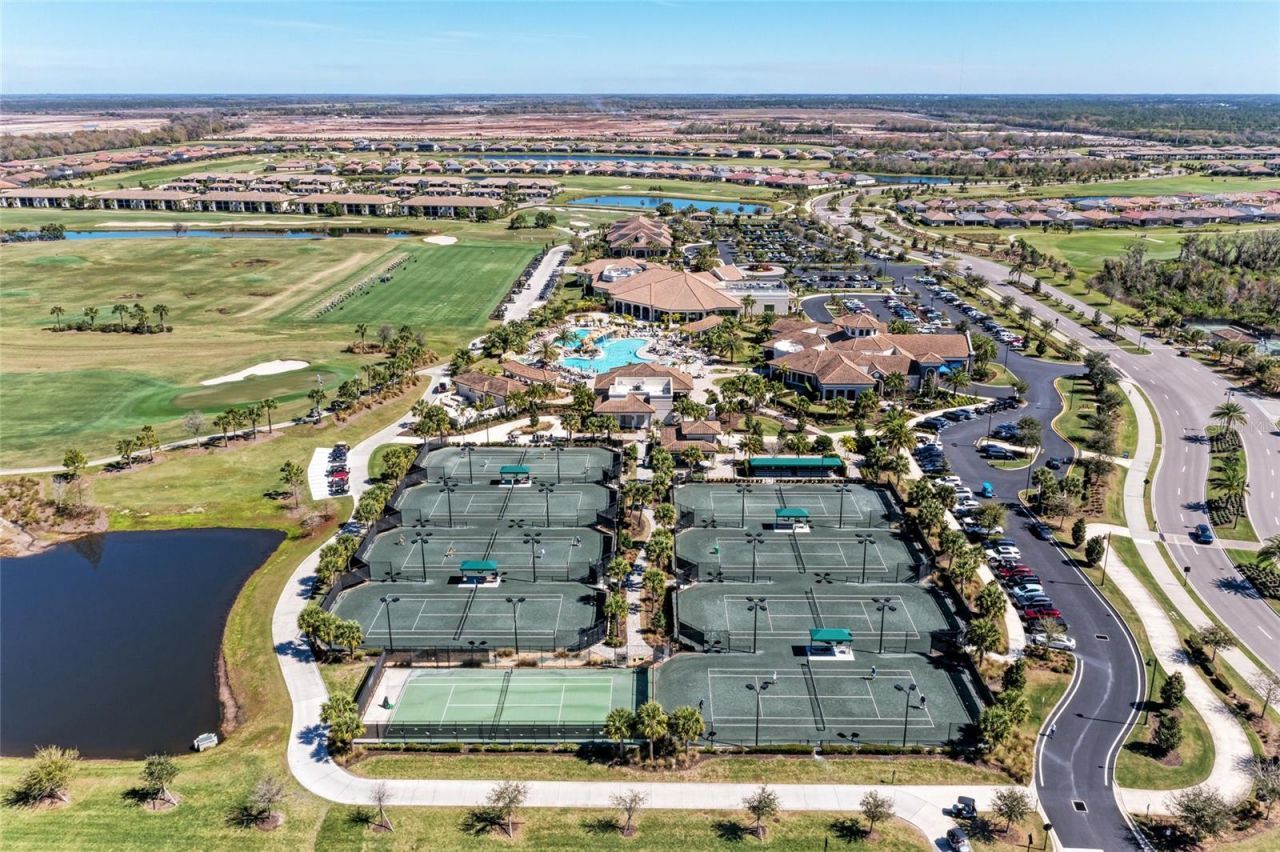 17520 Gawthrop Drive, Unit 304, Bradenton, FL 34211 Photo