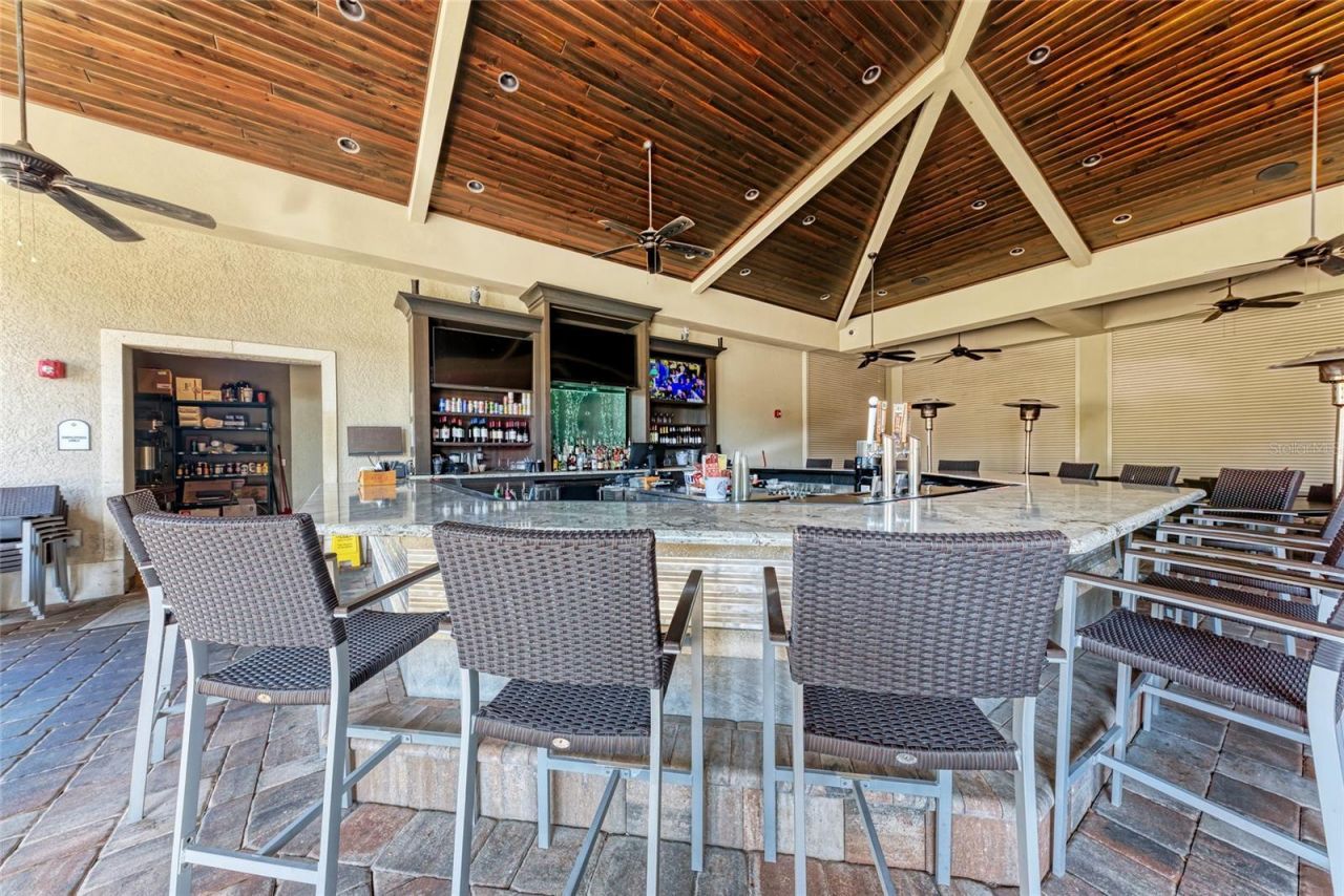 17520 Gawthrop Drive, Unit 304, Bradenton, FL 34211 Photo