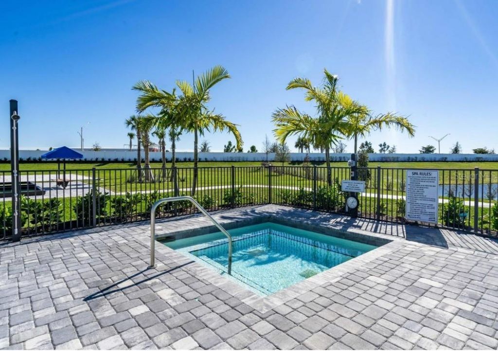 16008 Tradewind Terrace, Bradenton, FL 34211 Photo
