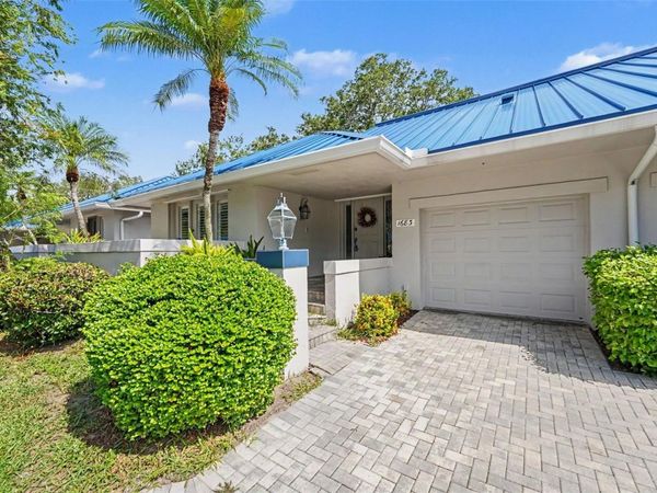 1683 WATERMARK CIRCLE NE, ST PETERSBURG, FL 33702