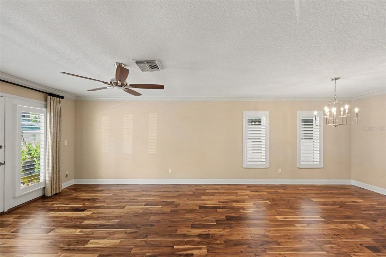 1683 Watermark Circle Ne, Saint Petersburg, FL 33702 Photo