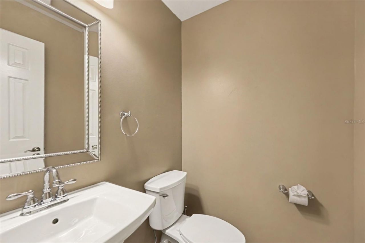 1683 Watermark Circle Ne, Saint Petersburg, FL 33702 Photo