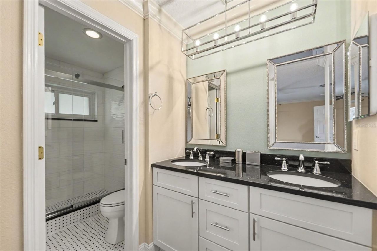 1683 Watermark Circle Ne, Saint Petersburg, FL 33702 Photo