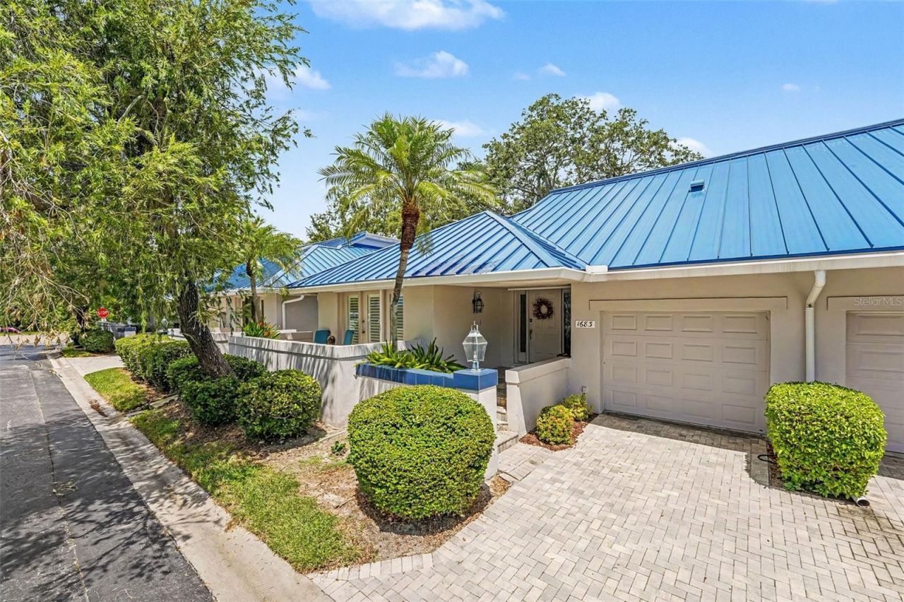 1683 Watermark Circle Ne, Saint Petersburg, FL 33702 Photo