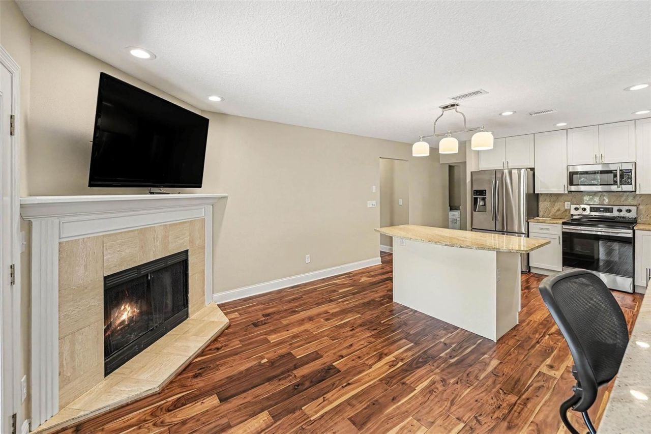 1683 Watermark Circle Ne, Saint Petersburg, FL 33702 Photo