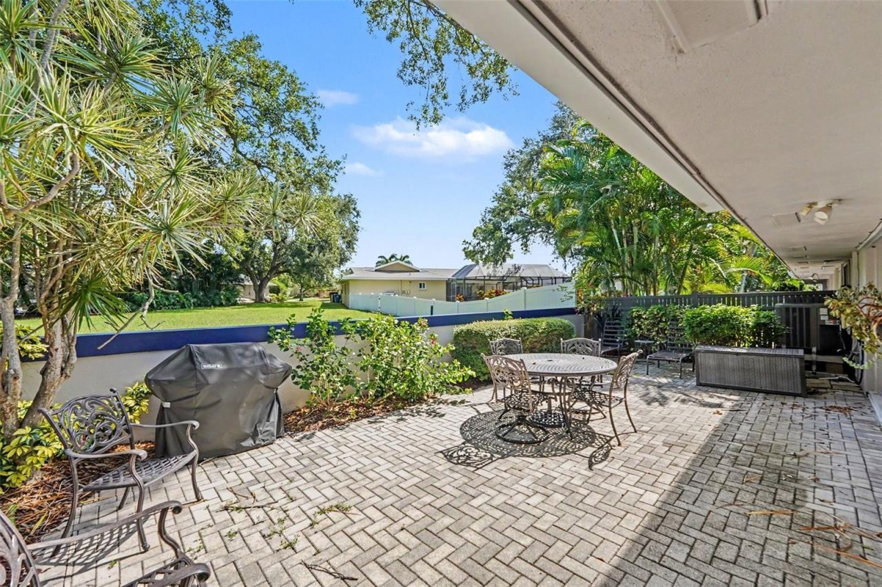 1683 Watermark Circle Ne, Saint Petersburg, FL 33702 Photo