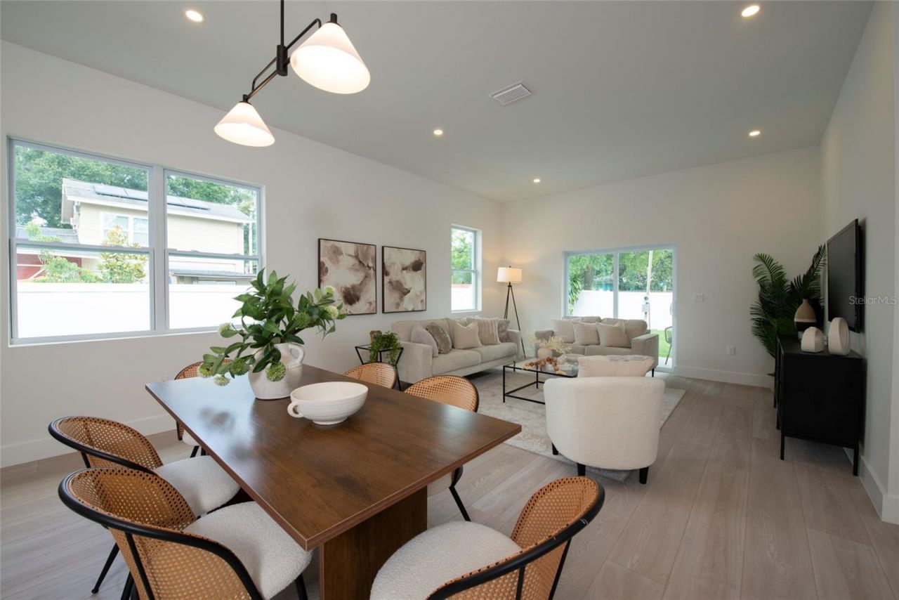 5346 2nd Avenue S, Saint Petersburg, FL 33707 Photo