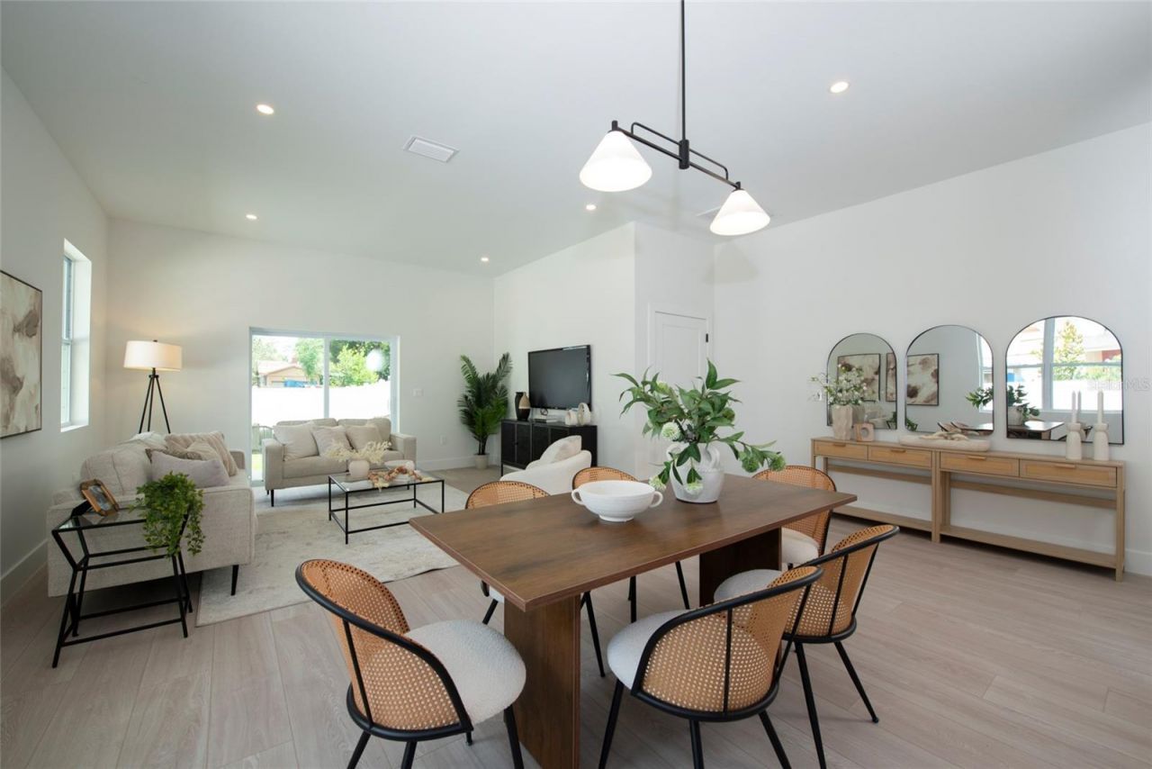 5346 2nd Avenue S, Saint Petersburg, FL 33707 Photo
