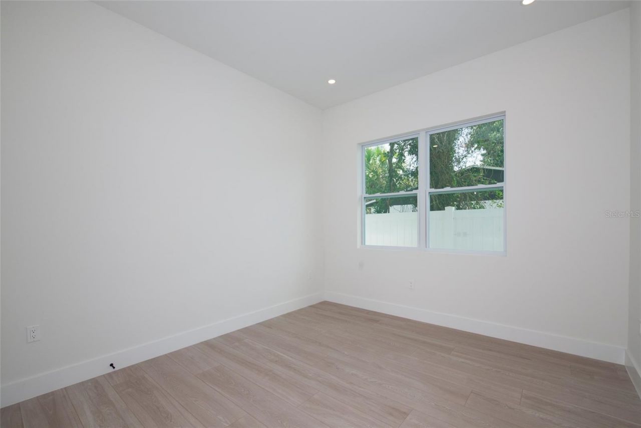 5346 2nd Avenue S, Saint Petersburg, FL 33707 Photo