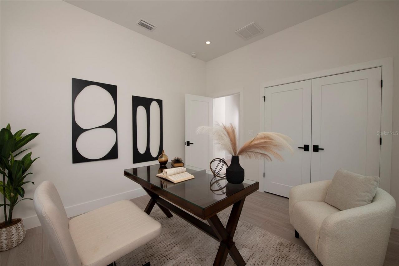 5346 2nd Avenue S, Saint Petersburg, FL 33707 Photo