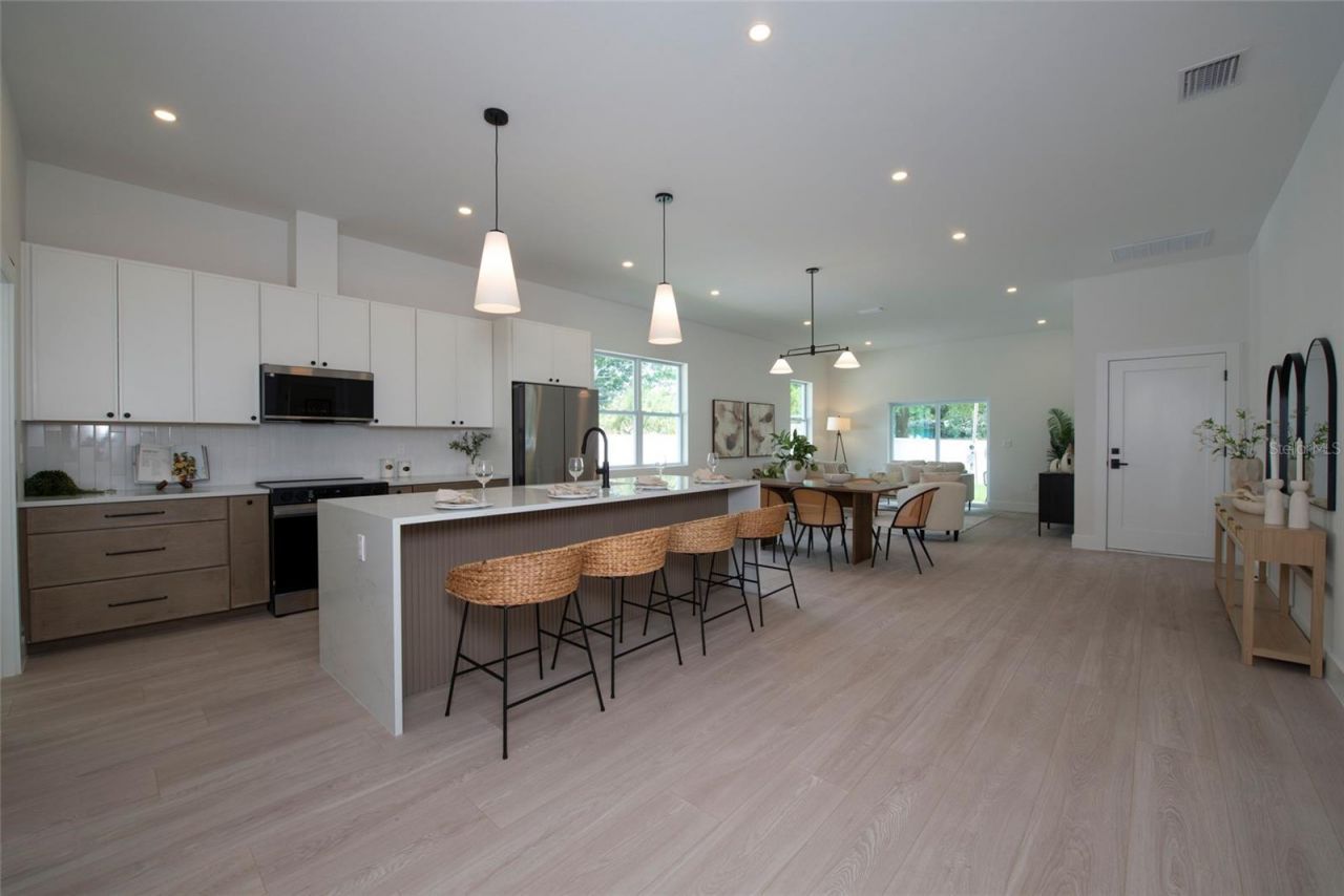 5346 2nd Avenue S, Saint Petersburg, FL 33707 Photo