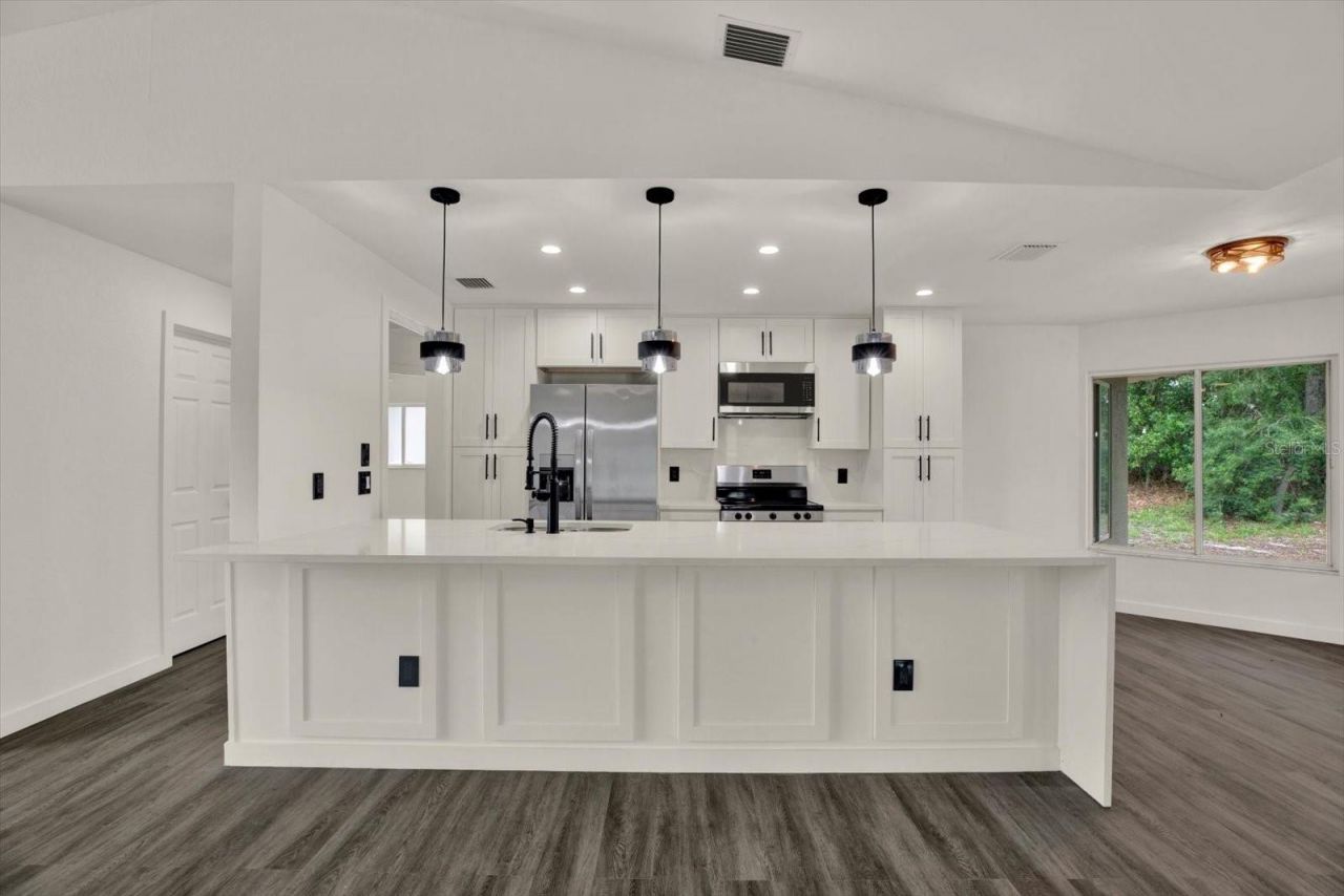 12186 Lamont Drive, Spring Hill, FL 34608 Photo