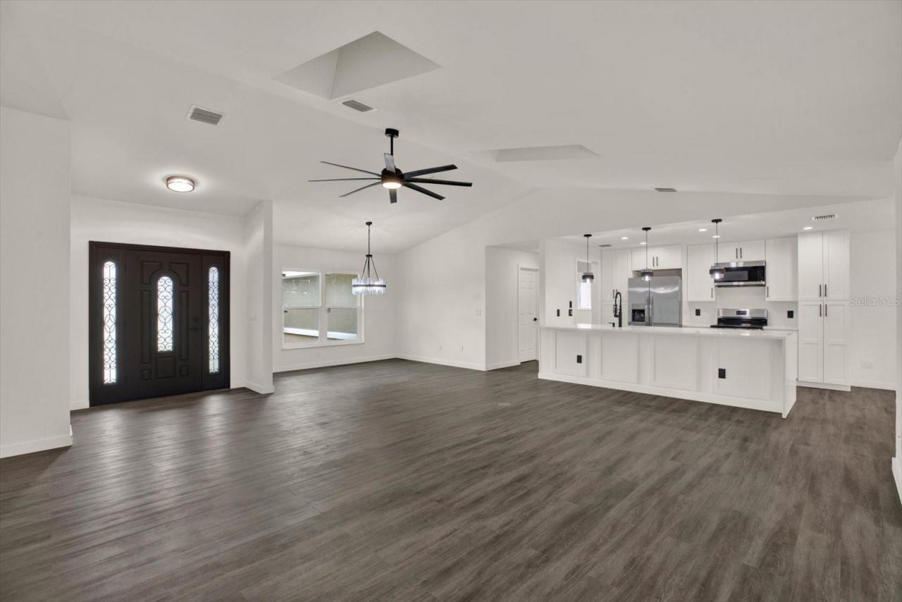 12186 Lamont Drive, Spring Hill, FL 34608 Photo